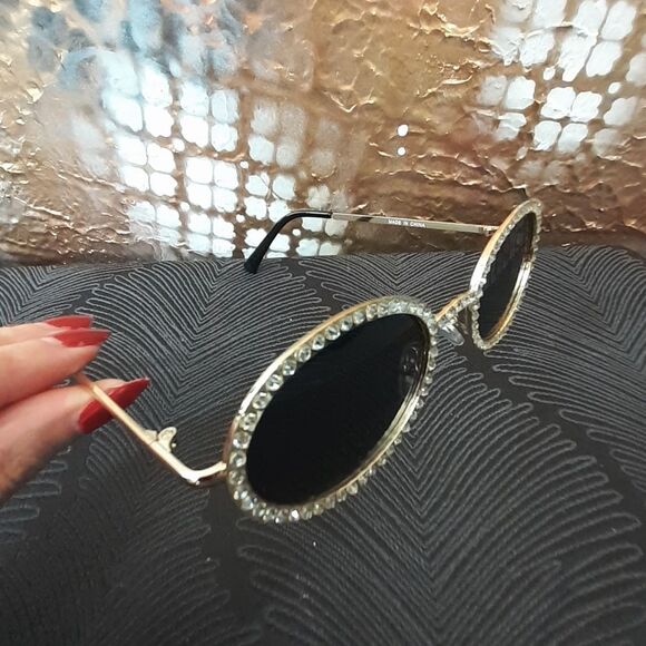 Zara Nwot Black and Gold Bejeweled Sunglasses - Picture 2 of 14